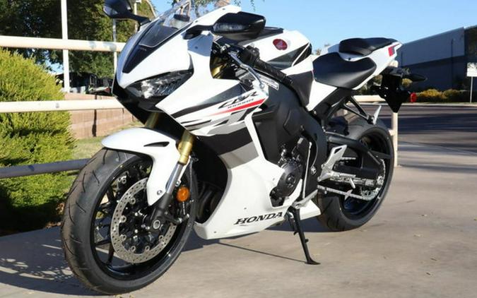 2026 Honda CBR1000RR Fireblade SP