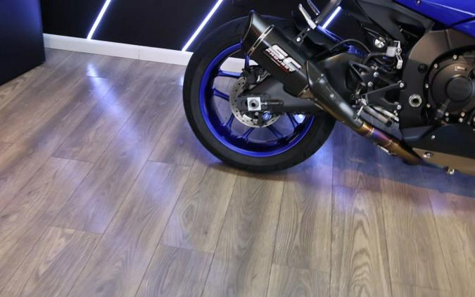 2023 YAMAHA YZF R1