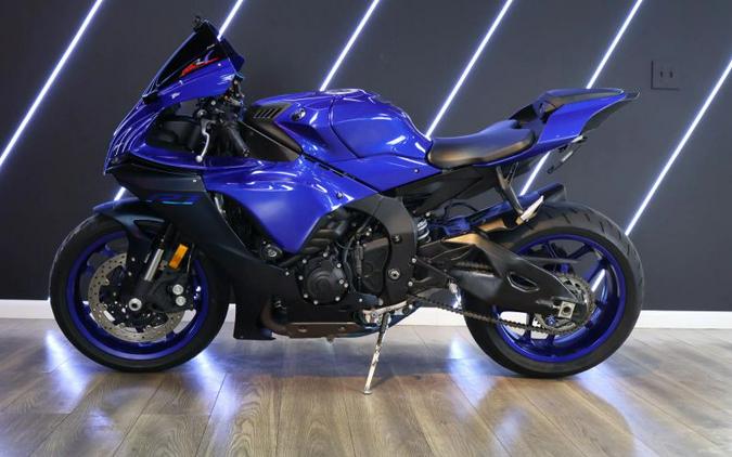 2023 YAMAHA YZF R1
