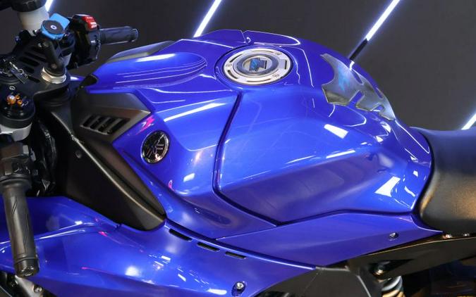 2023 YAMAHA YZF R1