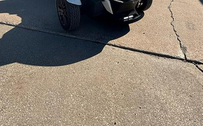 2024 Can-Am Spyder RT Sea-to-Sky
