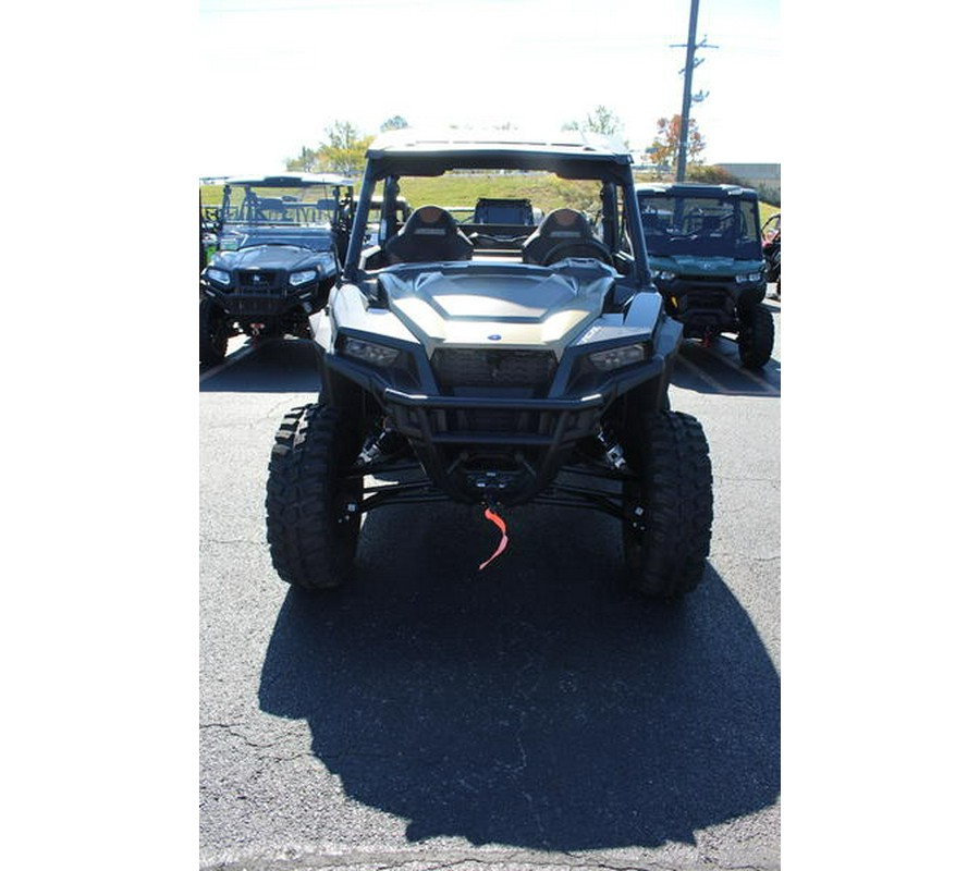 2023 Polaris® GENERAL XP 1000 ULTIMATE - BLACK CRYSTAL