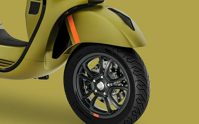 2025 Vespa GTS Super 300 Sport