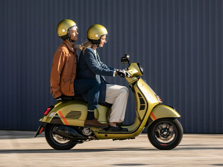 2025 Vespa GTS Super 300 Sport