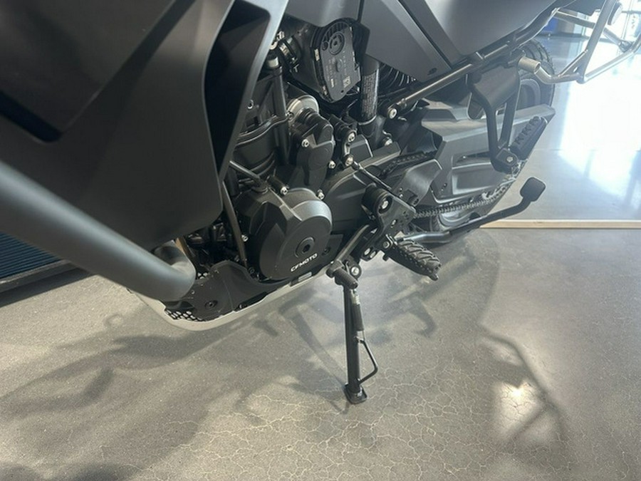 2025 CFMOTO Ibex 800 E