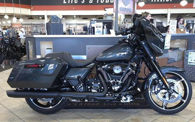 2025 Harley-Davidson® FLHX - Street Glide®
