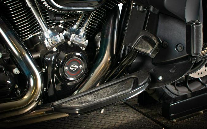 2018 Harley-Davidson CVO Street Glide