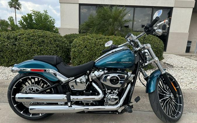 2026 Harley-Davidson Breakout