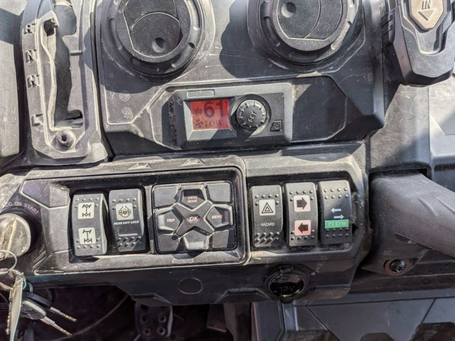 2021 Can-Am Defender Limited HD10