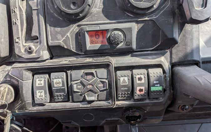 2021 Can-Am Defender Limited HD10