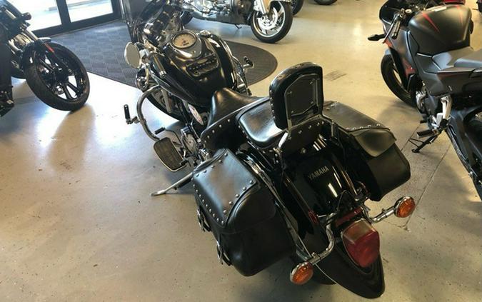 2004 Yamaha V Star 1100 Classic