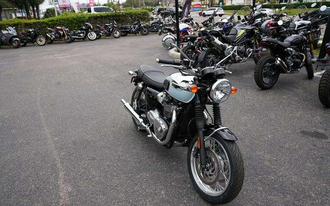 2023 Triumph Bonneville T120 Chrome Edition