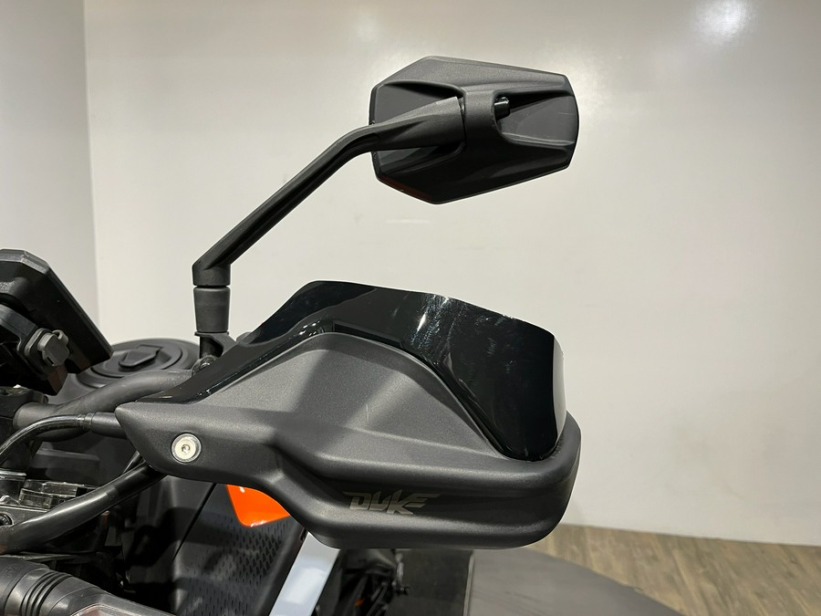 2024 KTM 250 Duke