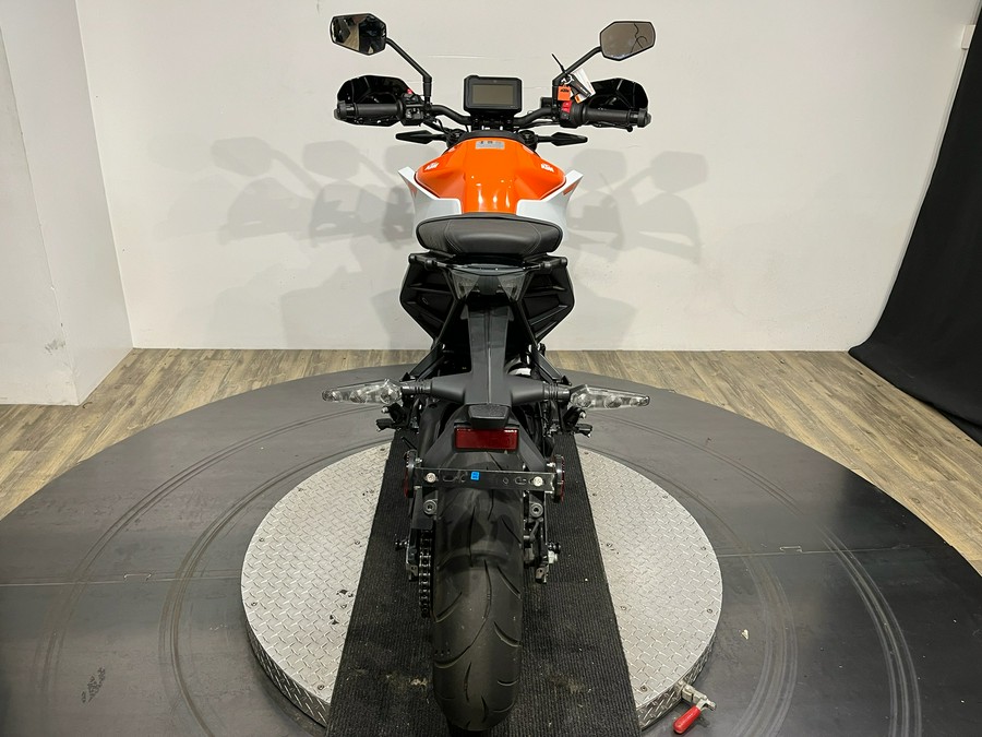 2024 KTM 250 Duke