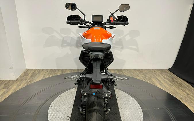 2024 KTM 250 Duke
