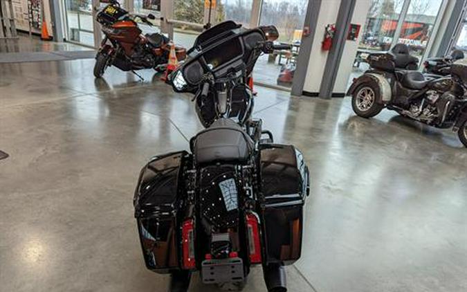 2024 Harley-Davidson FLHX