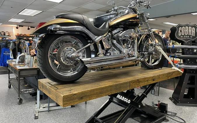 2003 Harley-Davidson® Softail Deuce CVO FXSTDSE