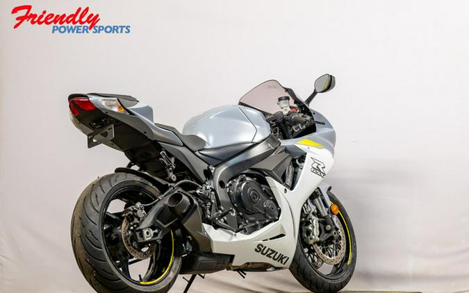 2022 Suzuki GSX-R600M2