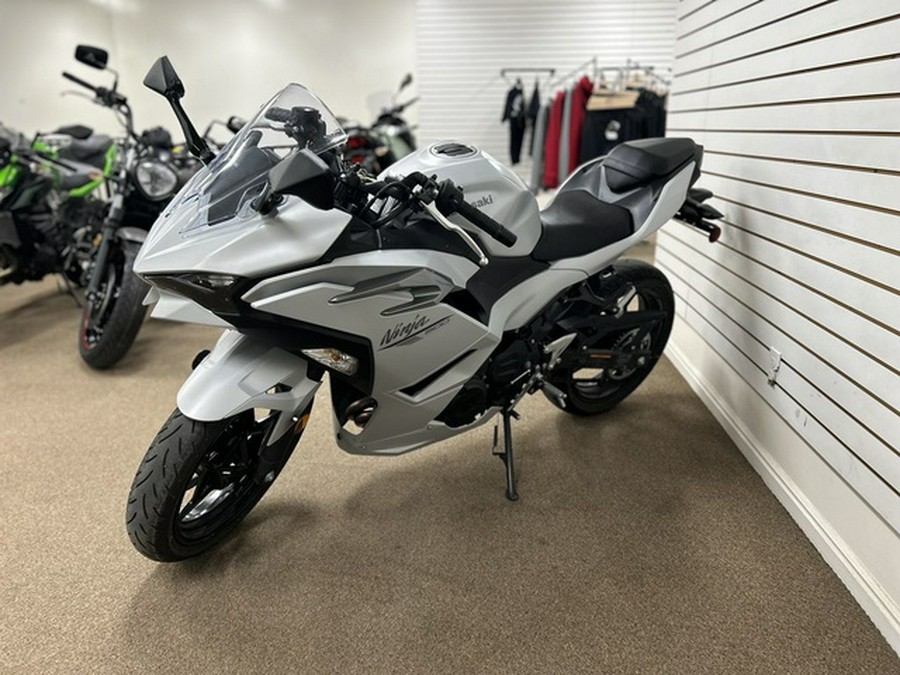2025 Kawasaki Ninja 500