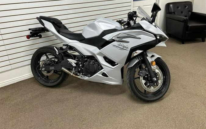 2025 Kawasaki Ninja 500