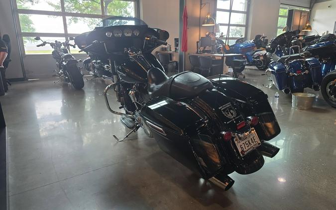 FLHX 2021 Street Glide®