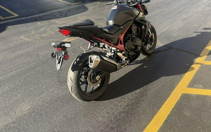 2026 Honda CB750 Hornet E-Clutch