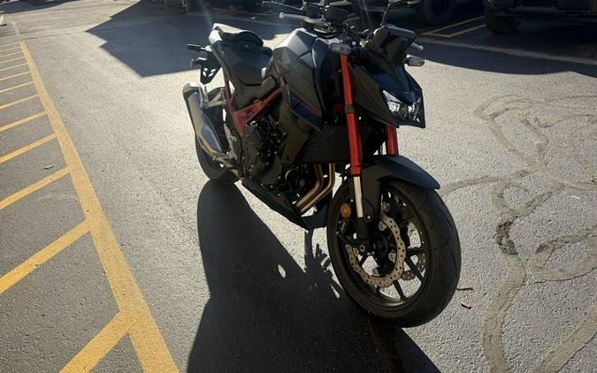2026 Honda CB750 Hornet E-Clutch