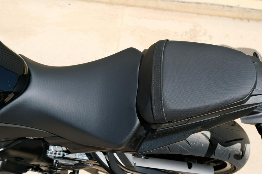 2025 SUZUKI GSXS1000