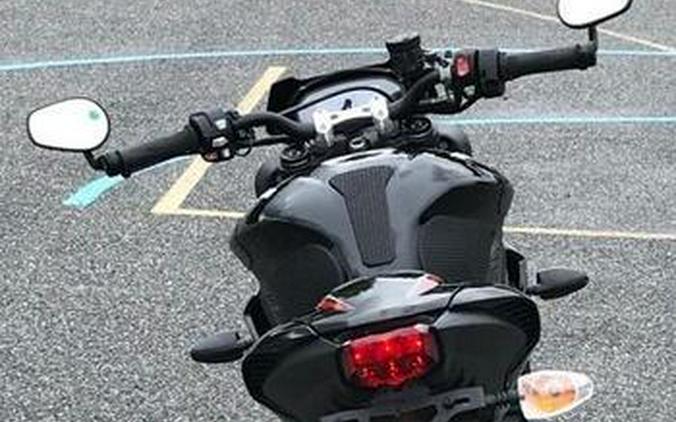 2018 Triumph Street Triple RS Phantom Black