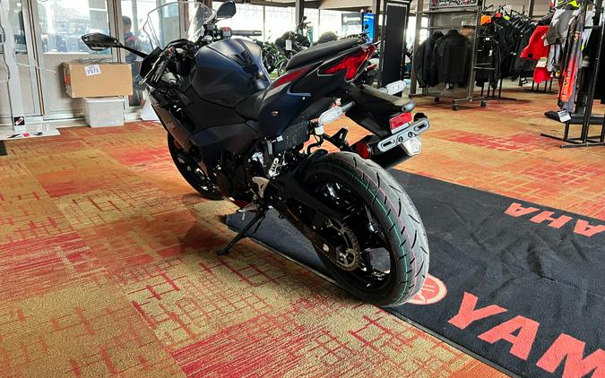 2026 Kawasaki Ninja® 500 SE ABS