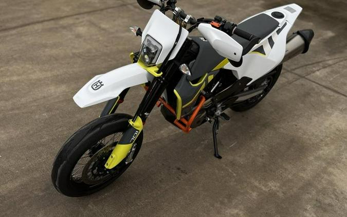2022 Husqvarna® 701 Supermoto