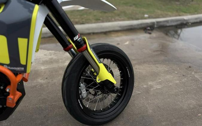 2022 Husqvarna® 701 Supermoto