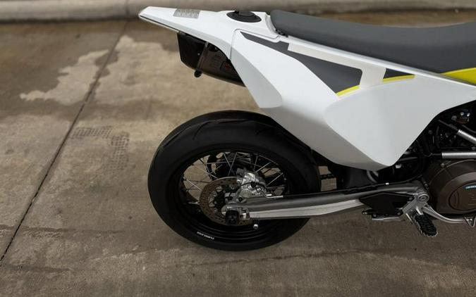 2022 Husqvarna® 701 Supermoto