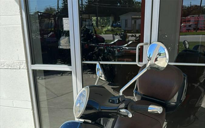 2005 Vespa Granturismo 200