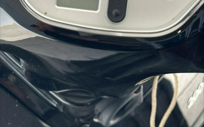 2005 Vespa Granturismo 200