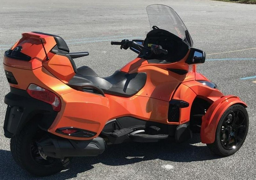 2019 Can-Am® SPYDER RT LTD 1330 ACE