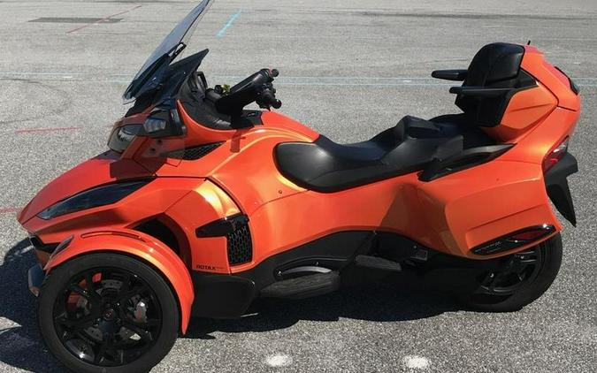 2019 Can-Am® SPYDER RT LTD 1330 ACE