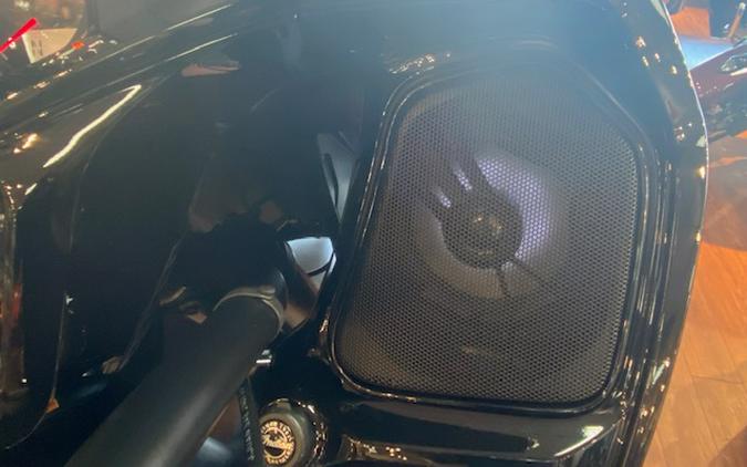 2024 Indian Motorcycle® Challenger Dark Horse® with PowerBand Audio Package