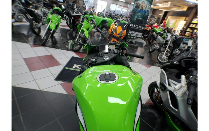 2025 Kawasaki Ninja® ZX™-6R KRT EDITION