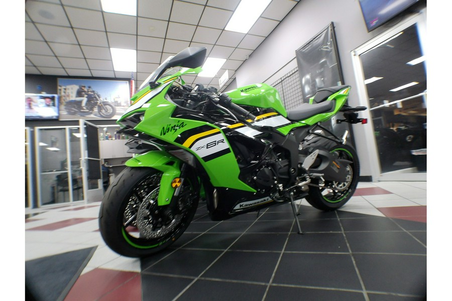 2025 Kawasaki Ninja® ZX™-6R KRT EDITION