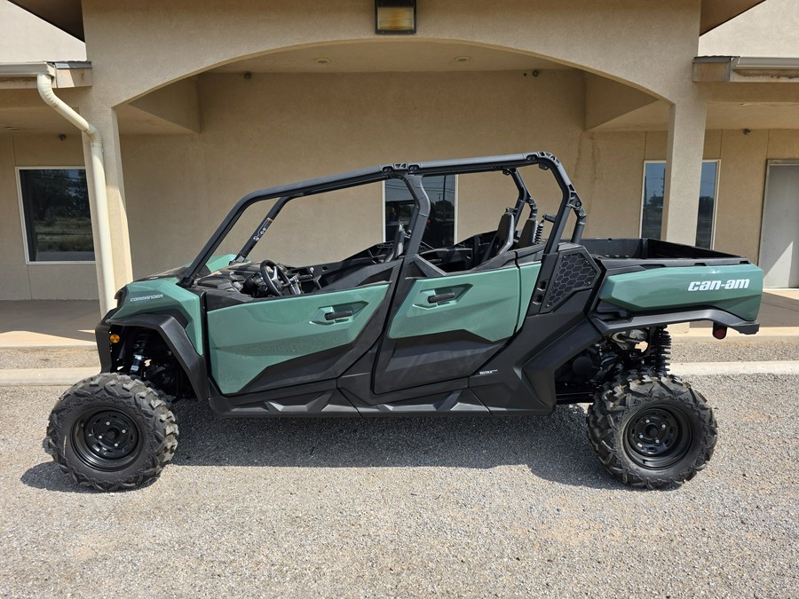 2025 Can-Am Commander MAX DPS 700