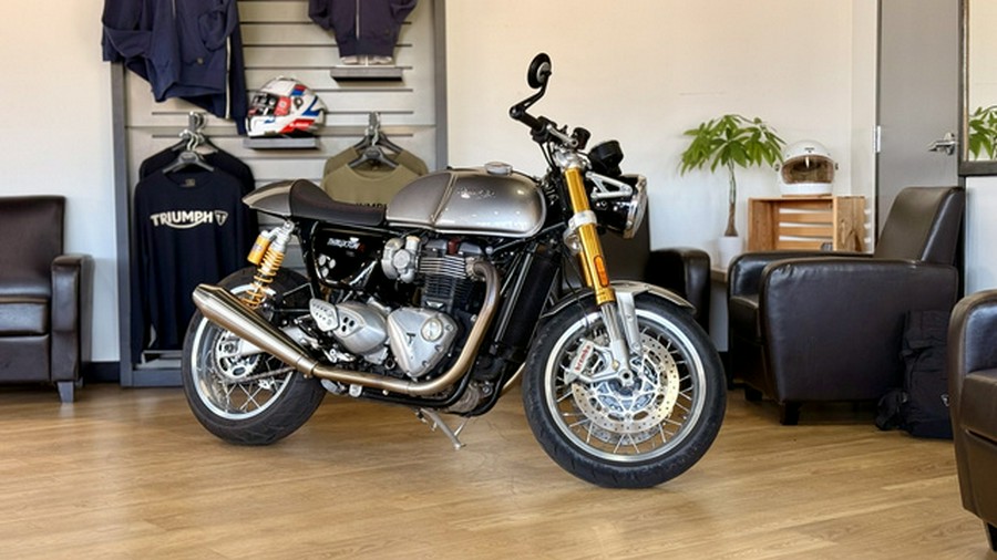 2016 Triumph Thruxton R