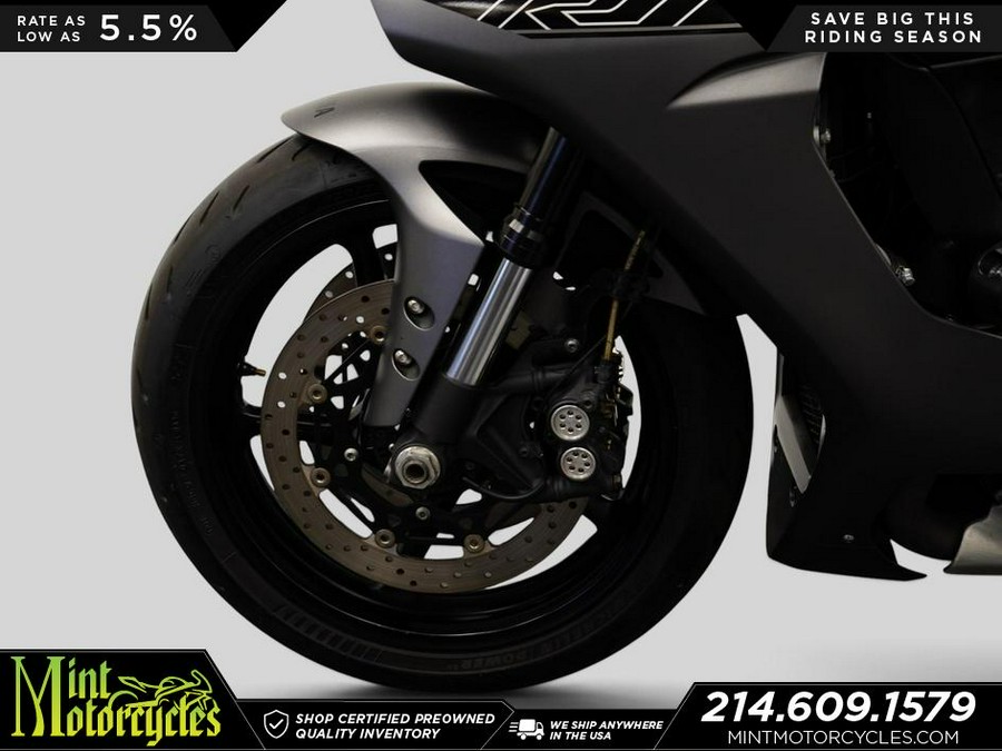 2016 Yamaha YZF-R1