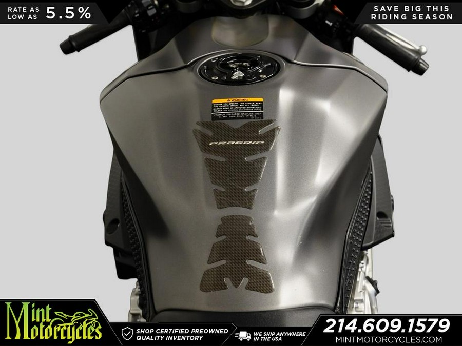 2016 Yamaha YZF-R1