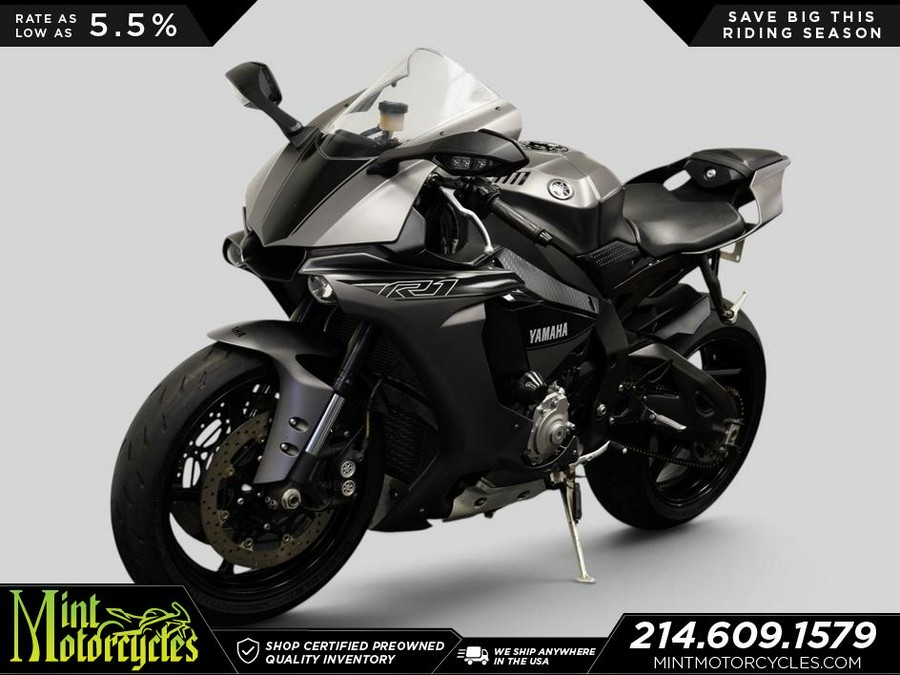 2016 Yamaha YZF-R1