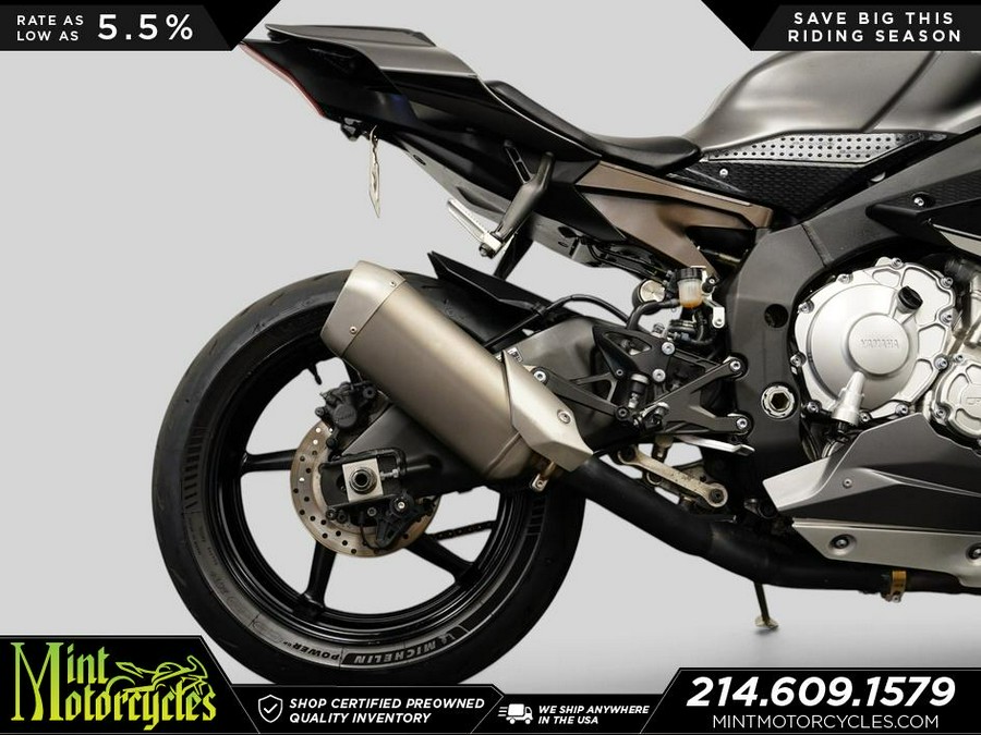 2016 Yamaha YZF-R1