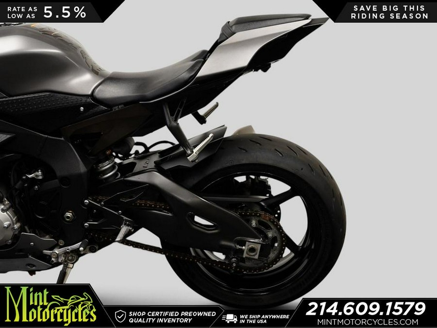 2016 Yamaha YZF-R1