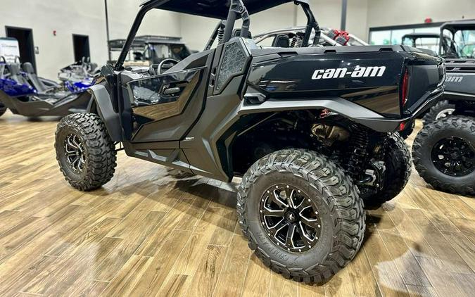 2024 Can-Am® Commander XT 700