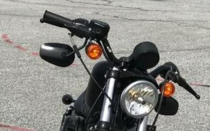 2019 Harley-Davidson® XL 883N - Sportster® Iron 883™