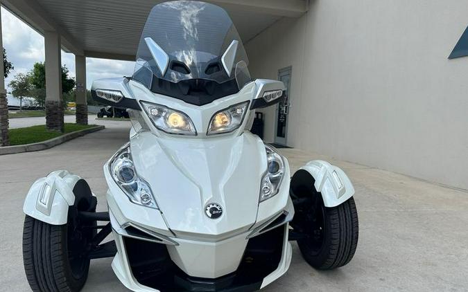 2016 Can-Am® Spyder® RT-S 6-Speed Semi-Automatic (SE6)